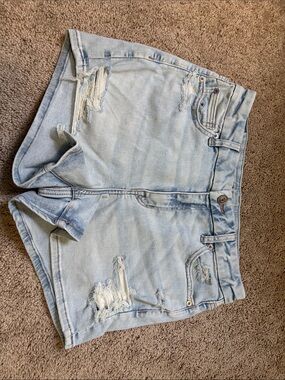 American Eagle Outfitters Light Blue Distressed Jean Shorts